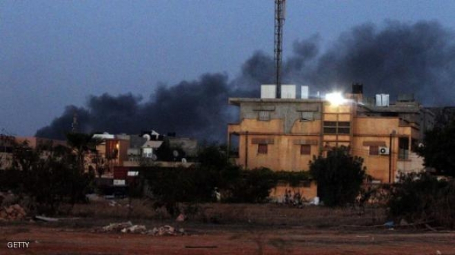 ظلام دامس في بنغازي بعد تدمير 3 محطات كهرباء من أصل 5 بالمدينة 
