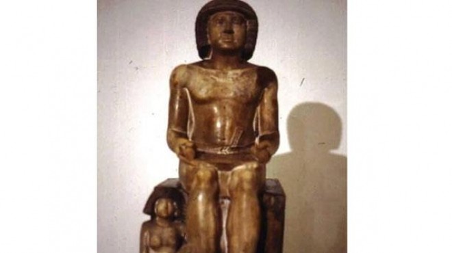 أهم مواصفات التمثال الفرعوني 