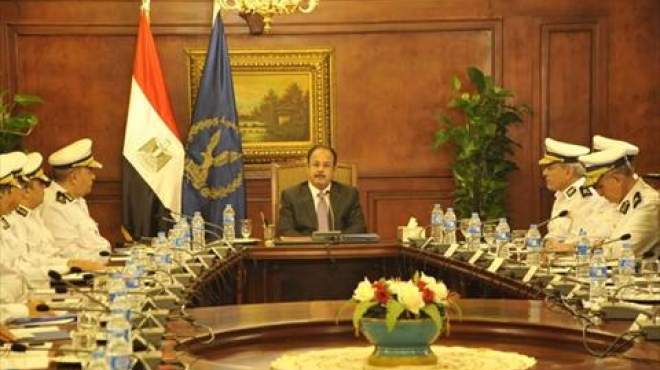 بالصور| وزير الداخلية: حماية الشعب ومؤسساته تستوجب العمل بروح وطنية
