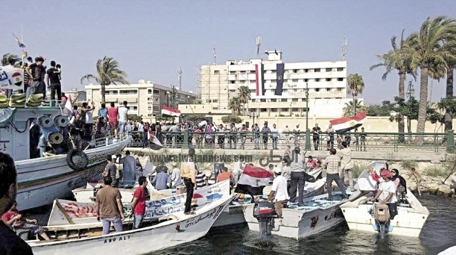 ميادين مصر تتجمل: احتفالات شعبية وأغنيات ومسارح مفتوحة