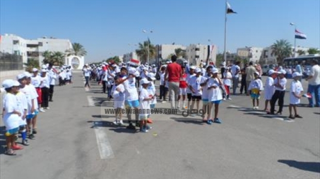 رهبان دير سانت كاترين يشاركون بمسيرة الاحتفال بافتتاح القناة