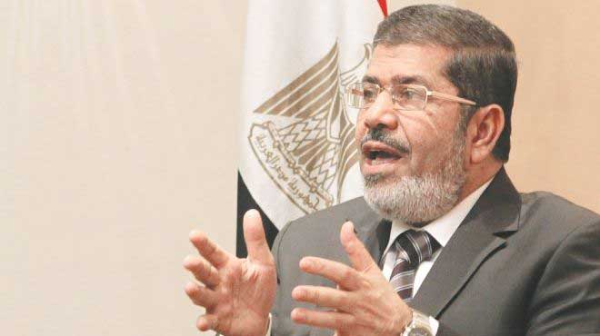 مرسي يضع الحكومة في 