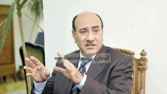 جنينة: أدعو المصريين لتطبيق أحكام الدستور حتى لا يكون حبرا على ورق