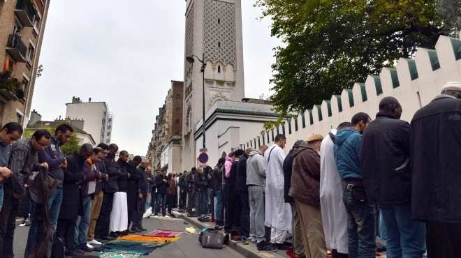 مسلمو فرنسا يرفضون حضور حفل عشاء يهودي بسبب 