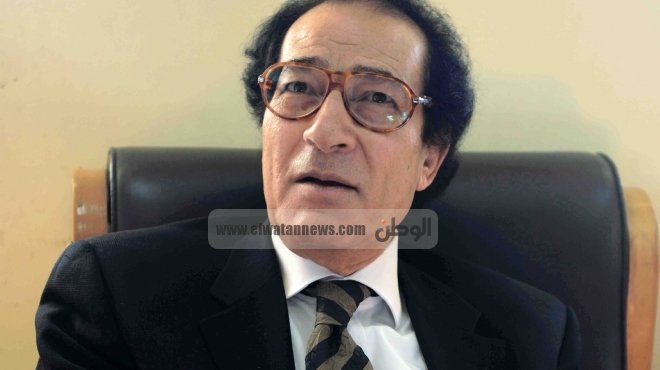 فاروق حسني: مبارك  رفض التوريث.. وأحمد عز أراد 