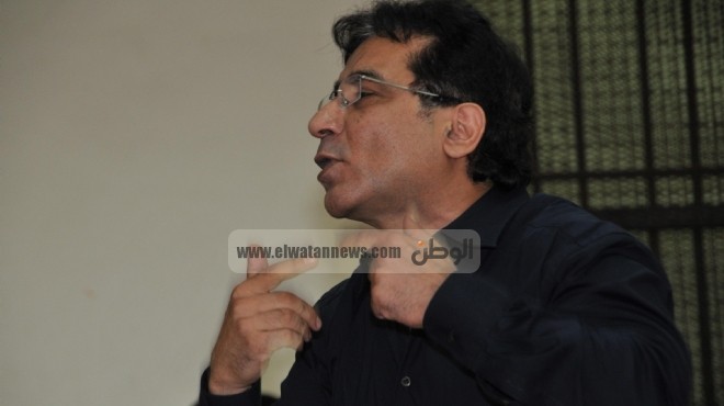  أحمد عز يصل لمقر محكمة القاهرة الجديدة 