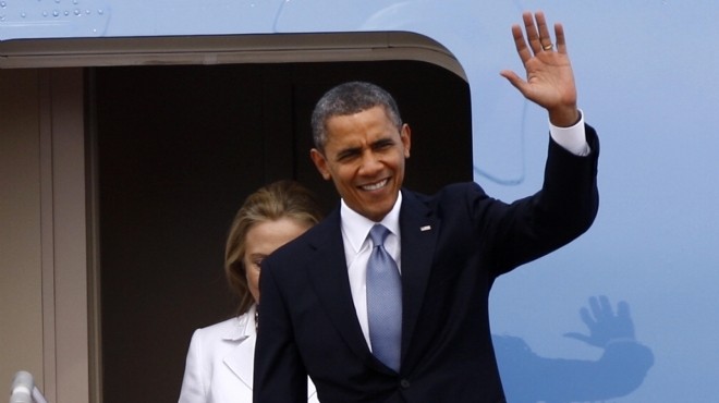 بالصور| الرئيس الأمريكي باراك أوباما يصل إلى ميانمار في زيارة تاريخية