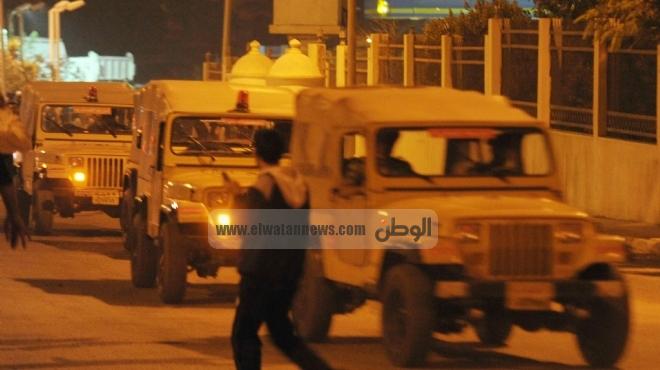 قائد المنطقة المركزية العسكرية يصل إلى قسم شرطة القاهرة الجديدة لمتابعة الموقف