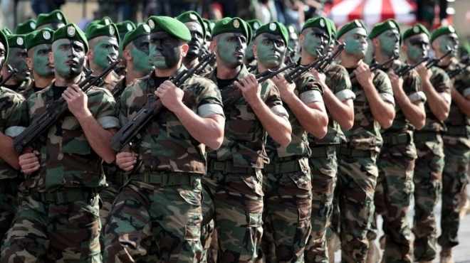 القوات اللبنانية تعتقل عضوا بارزا بجماعة مرتبطة بالقاعدة
