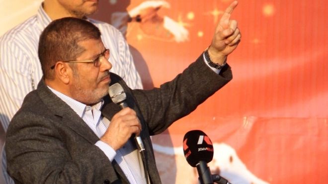  مرسي يلتقي أعضاء الجمعية التأسيسية للدستور بقاعة المؤتمرات مساء اليوم