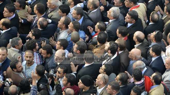  تأييد في التحرير لاحتجاب الصحف والقنوات