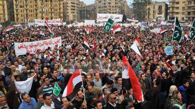  خطيب التحرير: الجماعة كانت تحرم الخروج على الحاكم والآن أعضاؤها ثوارًا 