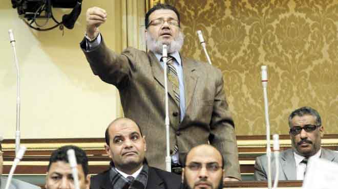  ممدوح إسماعيل: وزير العدل هو السبب الرئيسي في براءة قتلة الثوار 