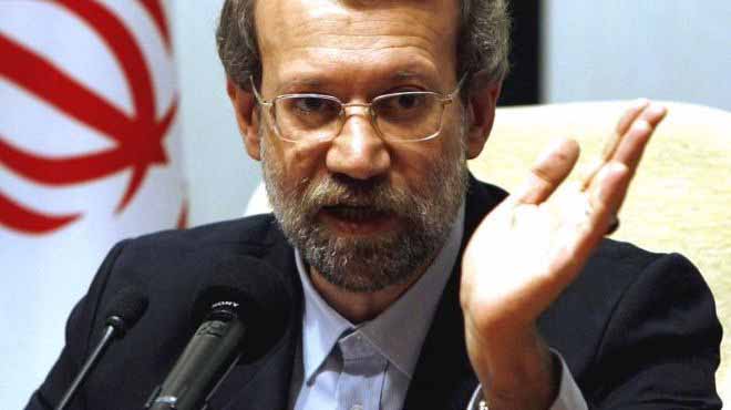  لاريجاني يدعو لتعزيز العلاقات البرلمانية بين إيران وتونس