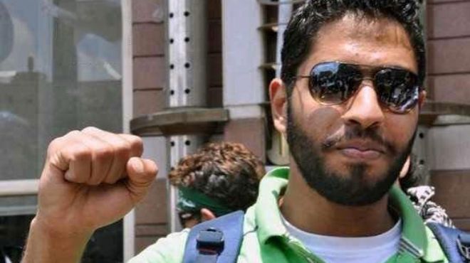 نشطاء يتوافدون على قسم الدقي بعد اتهام عبد الرحمن عز لأحدهم بمحاولة قتله