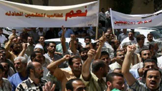  حركات المعلمين وروابطها تبدأ نصب الخيام بميدان التحرير للاعتصام لحين تحقيق مطالبهم 