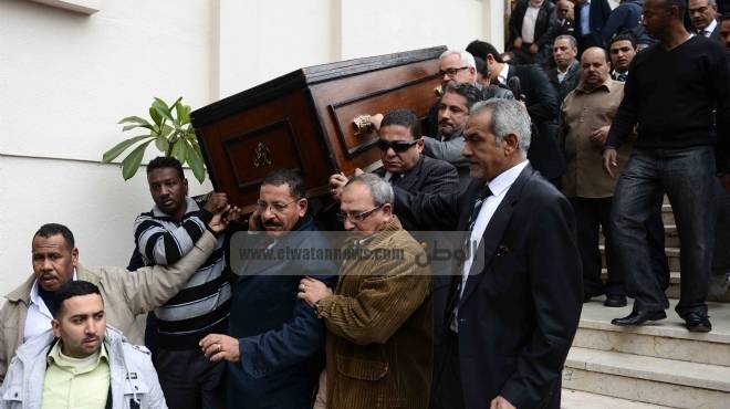 سياسيون وإعلاميون يشيعون جنازة منصور حسن فى غياب «الإخوان» والرئاسة