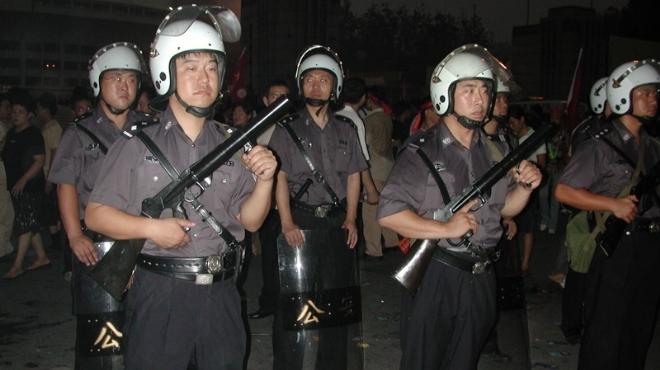  الشرطة الصينية تحاصر قرية كاثوليكية لمنع تطواف ديني 