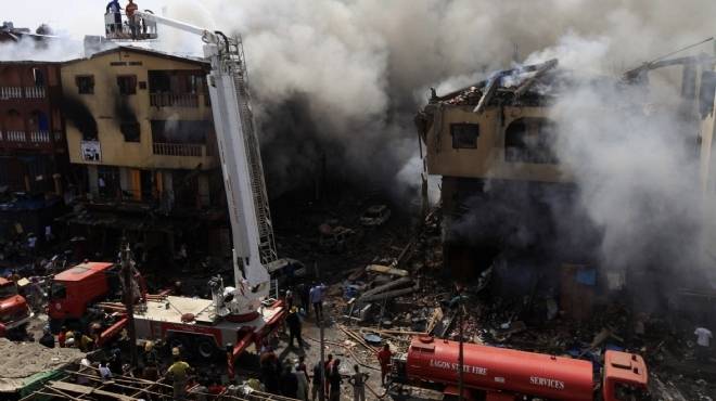 مقتل 13 إثر هجوم شنه انتحاريون على مؤسسة جامعية في شمال نيجيريا 