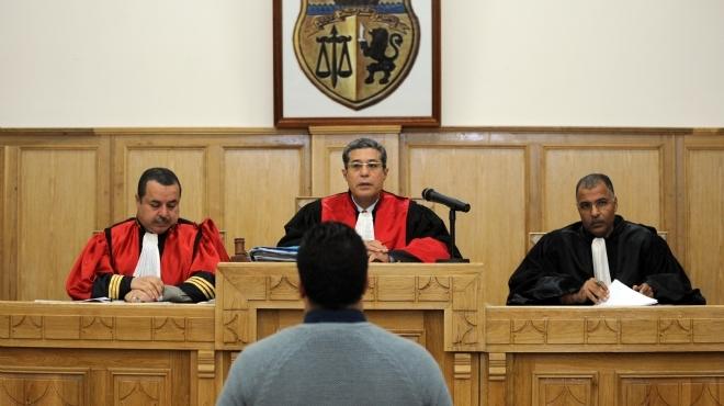 القضاء التونسي يوجّل محاكمة ثلاث ناشطات بـ