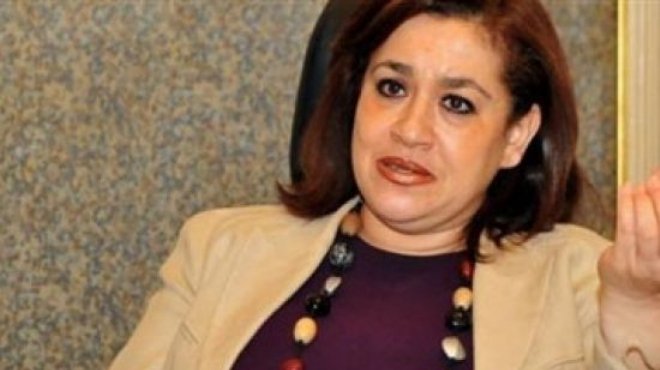  بالفيديو| سفيرة مصر في قبرص تصفع شرطية بالمطار بعد 