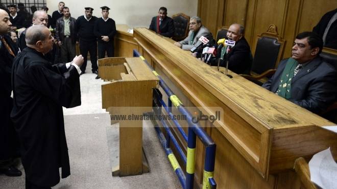محامي مبارك يدفع ببطلان تقرير الخبير الهندسي حول تهمة استغلال النفوذ