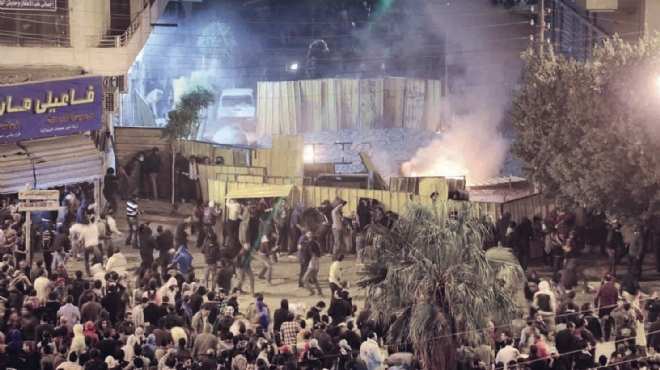  ناشط سياسي: هجوم بلطجية على معتصمي الاتحادية وإشعال النيران في 5 خيام