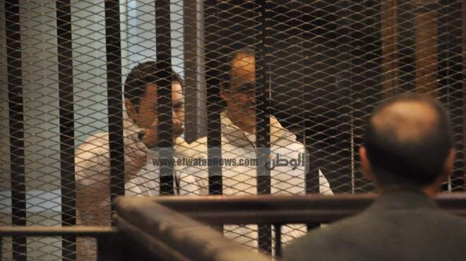  تأجيل محاكمة علاء وجمال مبارك فى قضية البورصة لـ 10 مارس لمناقشة فاروق العقدة