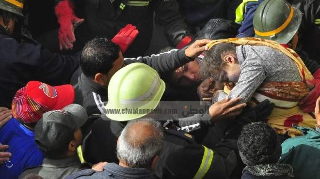  هيئة الإسعاف: ارتفاع ضحايا عقار الإسكندرية إلى 24 قتيلا ومصرع 4 في حادث قطار أرض اللواء