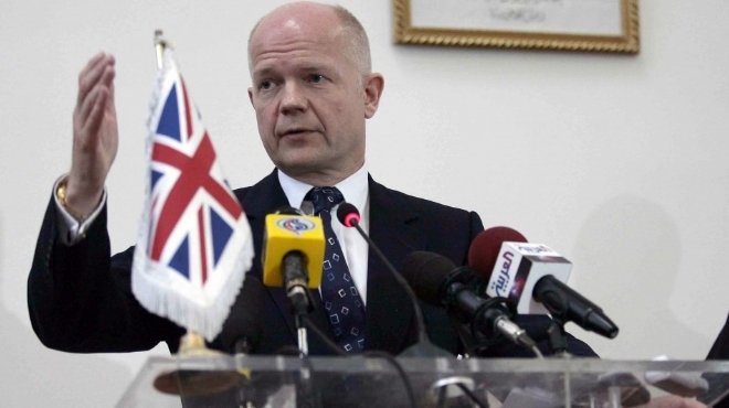 وزير الخارجية البريطاني يدعو للإفراج عن رئيس الوزراء الليبي فورا
