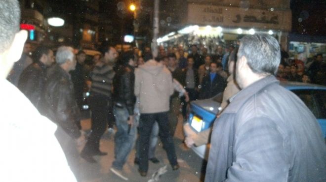 مجهول يدهس أحد المتظاهرين أمام مجمع المصالح بدمياط