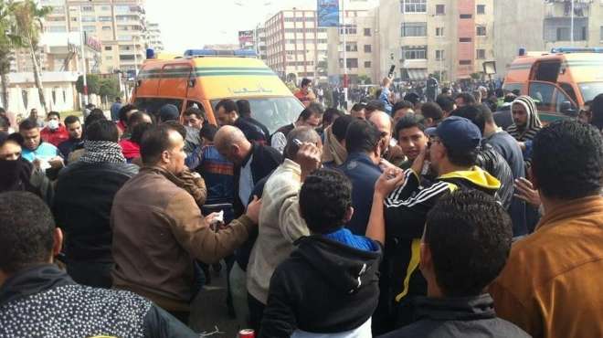  عاجل| سقوط قتيلين في الاشتباكات أمام قسم العرب ببورسعيد