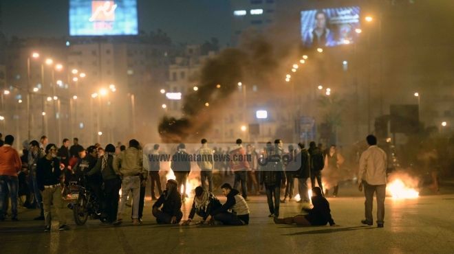 عاجل| المتظاهرون يقطعون كوبري 6 أكتوبر