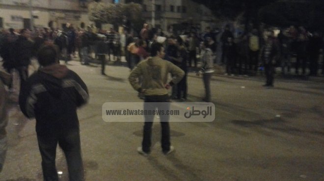 اشتباكات بين أولتراس الإسماعيلي وقوات الأمن في ميدان 