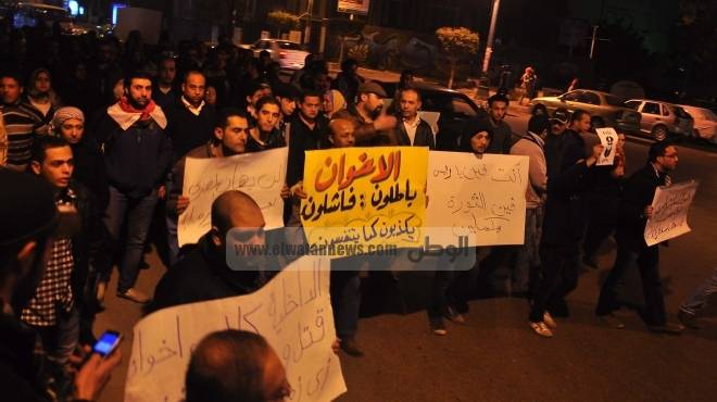 الإسكندرية تنتفض ضد «أخونة الدولة» وتطالب بإسقاط الحكومة