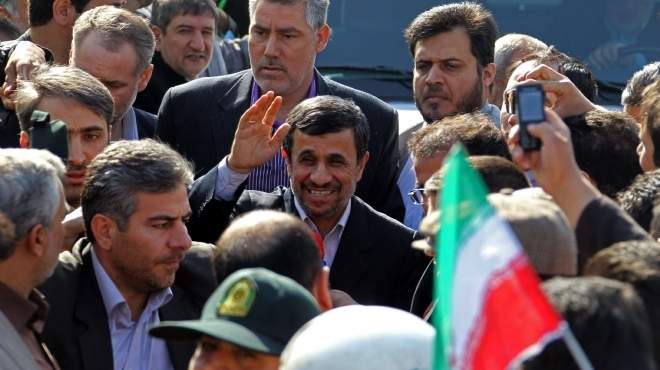 مرشحو الرئاسة الإيرانية يناقشون مشاكل بلادهم تلفزيونياً