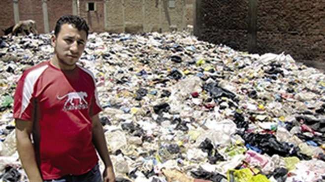 «القمامة» تحاصر «القاهرة الكبرى».. وعمال الشركات يرفضون رفعها