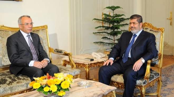 محافظ شمال سيناء: مرسي وافق على دعم المحافظة بـ2 مليار جنيه.. ويدعم هدم الأنفاق بين مصر وغزة