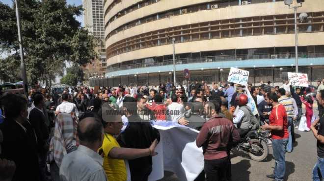  مظاهرة جديدة في ماسبيرو قادمة من القنوات الاقليمية 