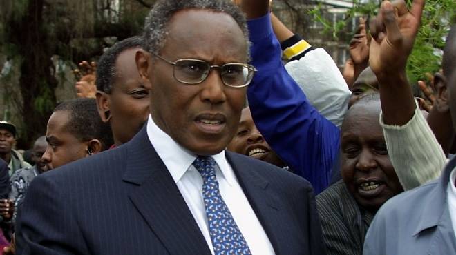 مقتل وزير الأمن الداخلي الكيني في تحطم مروحية قرب نيروبي