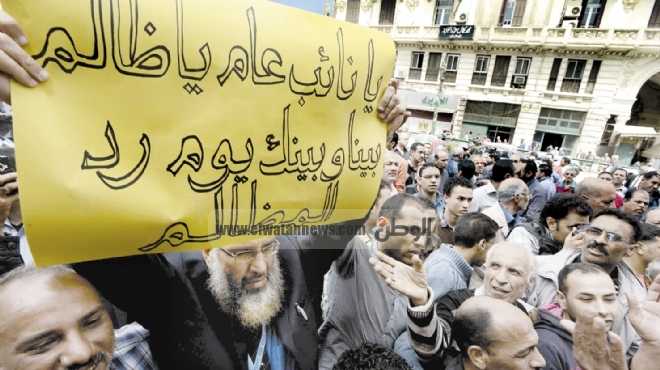  قانونيون: الحكم واجب النفاذ.. وعلى «مرسى» و«مكى» عدم الطعن عليه احتراماً لأحكام القضاء 