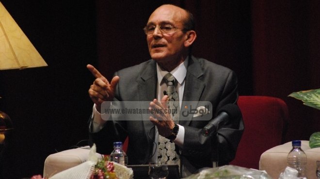 تكريم محمد صبحي بجامعة مصر الدولية 23 فبراير