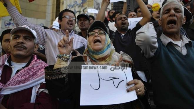 وقفة احتجاجية للقوى الثورية بطنطا بعد كلمة مرسي
