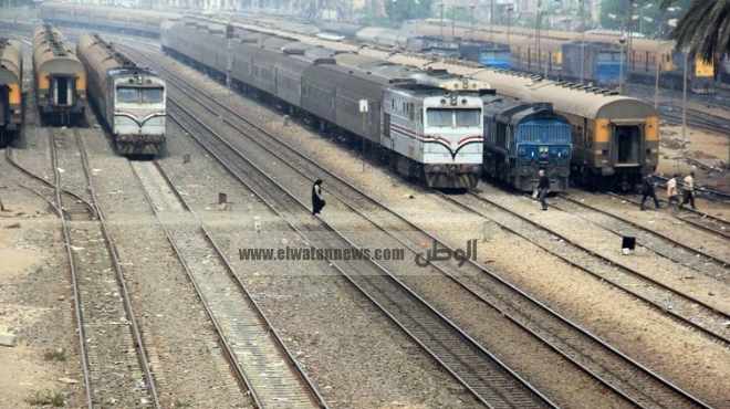  فتح خط قطارات الزقازيق - القاهرة بعد قطعة 6 ساعات احتجاجا على مقتل شاب