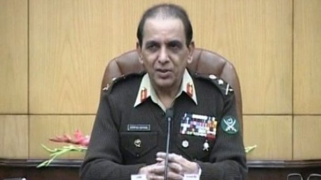 قائد الجيش الباكستاني يفتتح مشاريع أُنجزت بمساعدة الإمارات