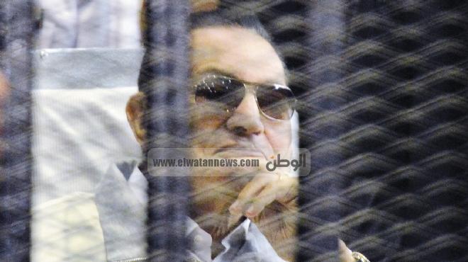  مبارك يصل مستشفى المعادي العسكري 