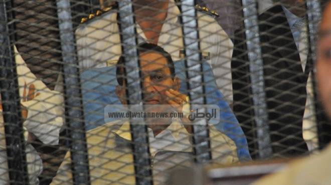 مداولات «النيابة» تنتهى بحبس مبارك بقرار أصدره «الكسب» فى 2011