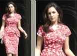 بالصور| عارضة الأزياء كيلي بروك في جولة بفستان من الورود بلندن