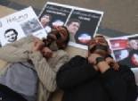  المصريون في فرنسا يتظاهرون ضد اعتقال شباب الثورة 