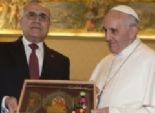  بالصور| بابا الفاتيكان يلتقي الرئيس اللبناني ويطلب 